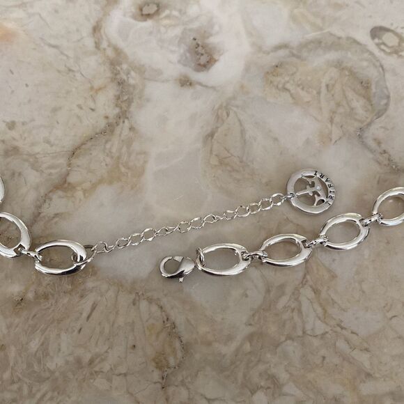 Crown Trifari Oval Link Modernist Silver Tone Necklace - Picture 8 of 9